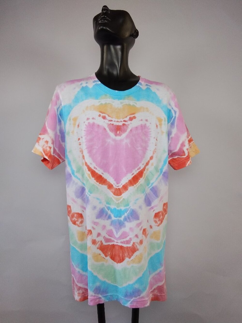 Medium Unisex Bella-Canvas 3001C “Heart” Liquid and Ice Dyed T-Shirt